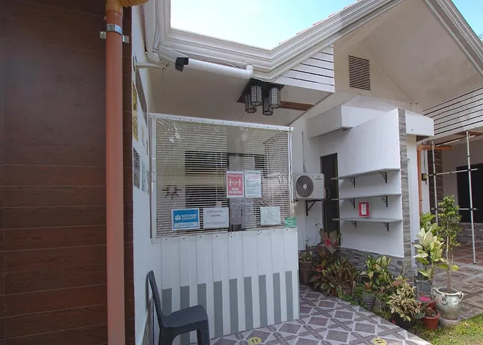 Oyo 771 Darius' Residences Hotel