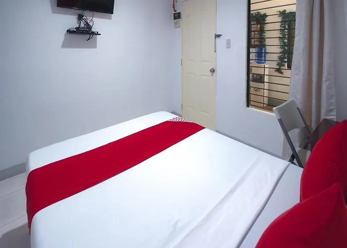 Hotel Oyo 771 Darius' Residences 3*